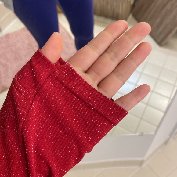 Athleta shimmer top. S - Picture 4 of 16